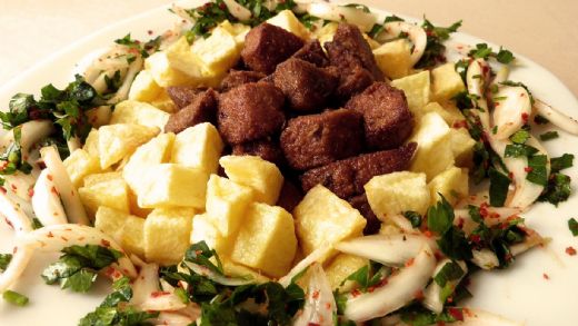 Arnavut Ciğer Kavurma Tarifi ve Malzemeleri