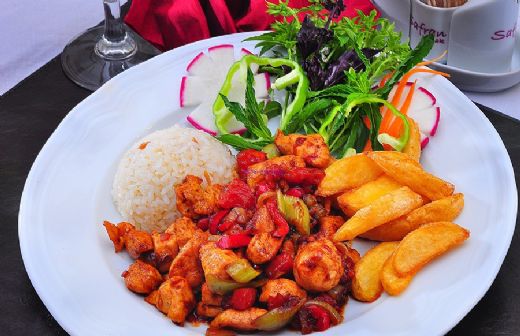 Piliç Kavurma Tarifi ve Malzemeleri