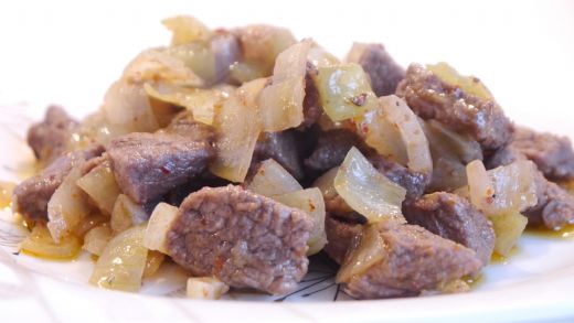 Soğanlı Et Kavurma Tarifi ve Malzemeleri