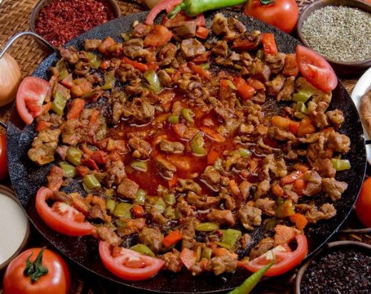 Tavada Saç Kavurma Tarifi ve Malzemeleri